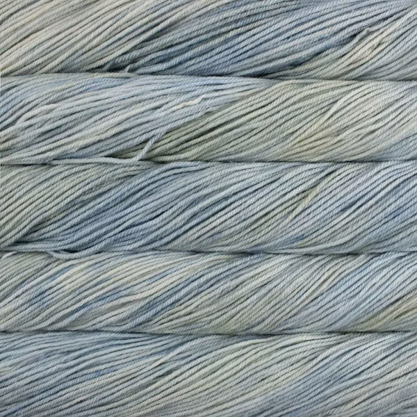 Sobre la Luna by Lena Fedotova - Rios