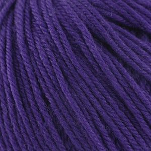 310 Dark Violet - 220 Superwash®