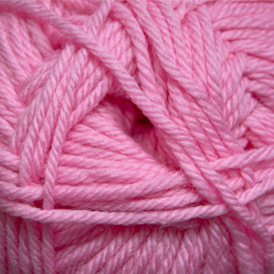 24 Candy Pink - 220 Superwash Merino