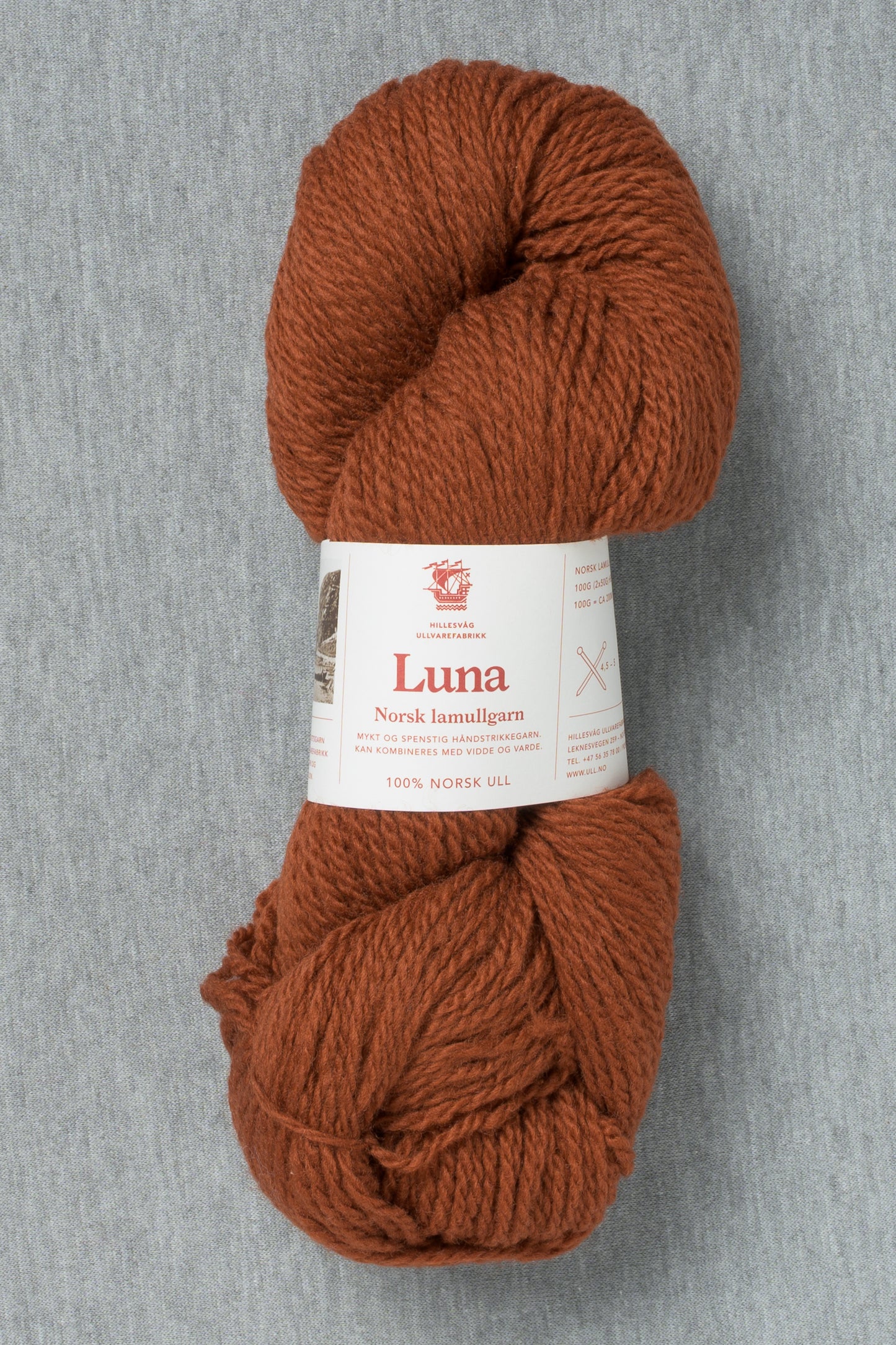 442 Reddish Brown  - Luna