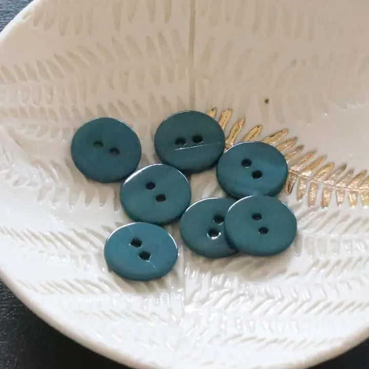 Flat Mother of Pearl Buttons