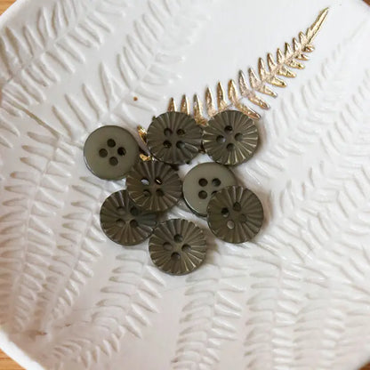 Daisy Buttons