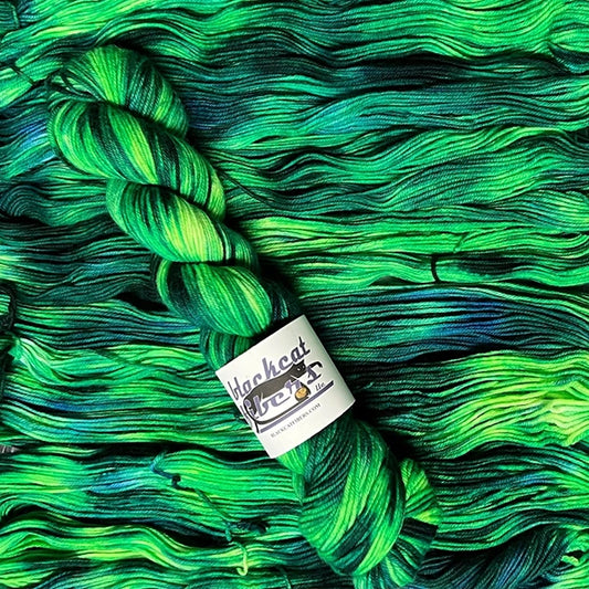 Alienated - Essential DK