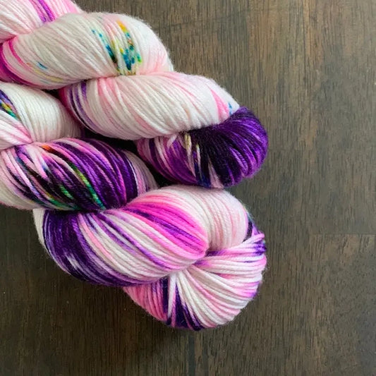 Space Cow - Essential DK