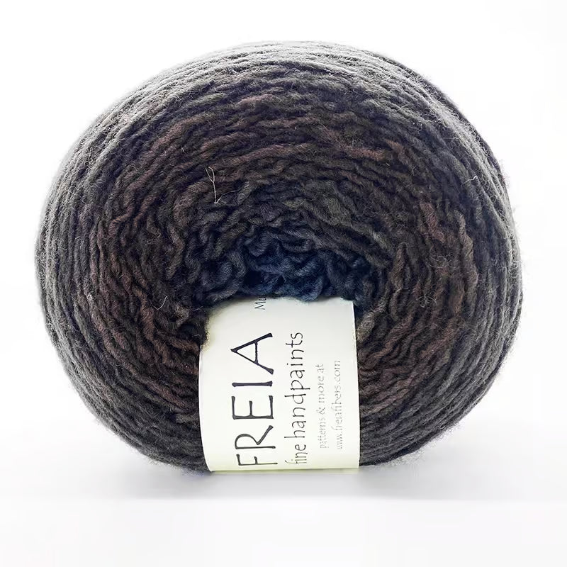 Anubis - Merino Shawl Ball